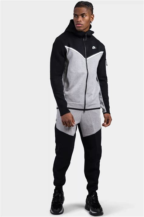 nike tech fleece pak zwart heren|Nike tech heren broeken.